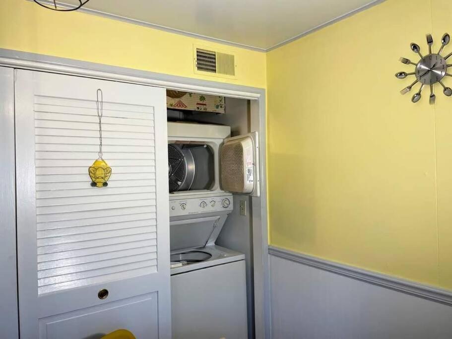 *King Bed/3Bds House Near Naval Base & 6Flags* Lejlighed Waukegan Eksteriør billede